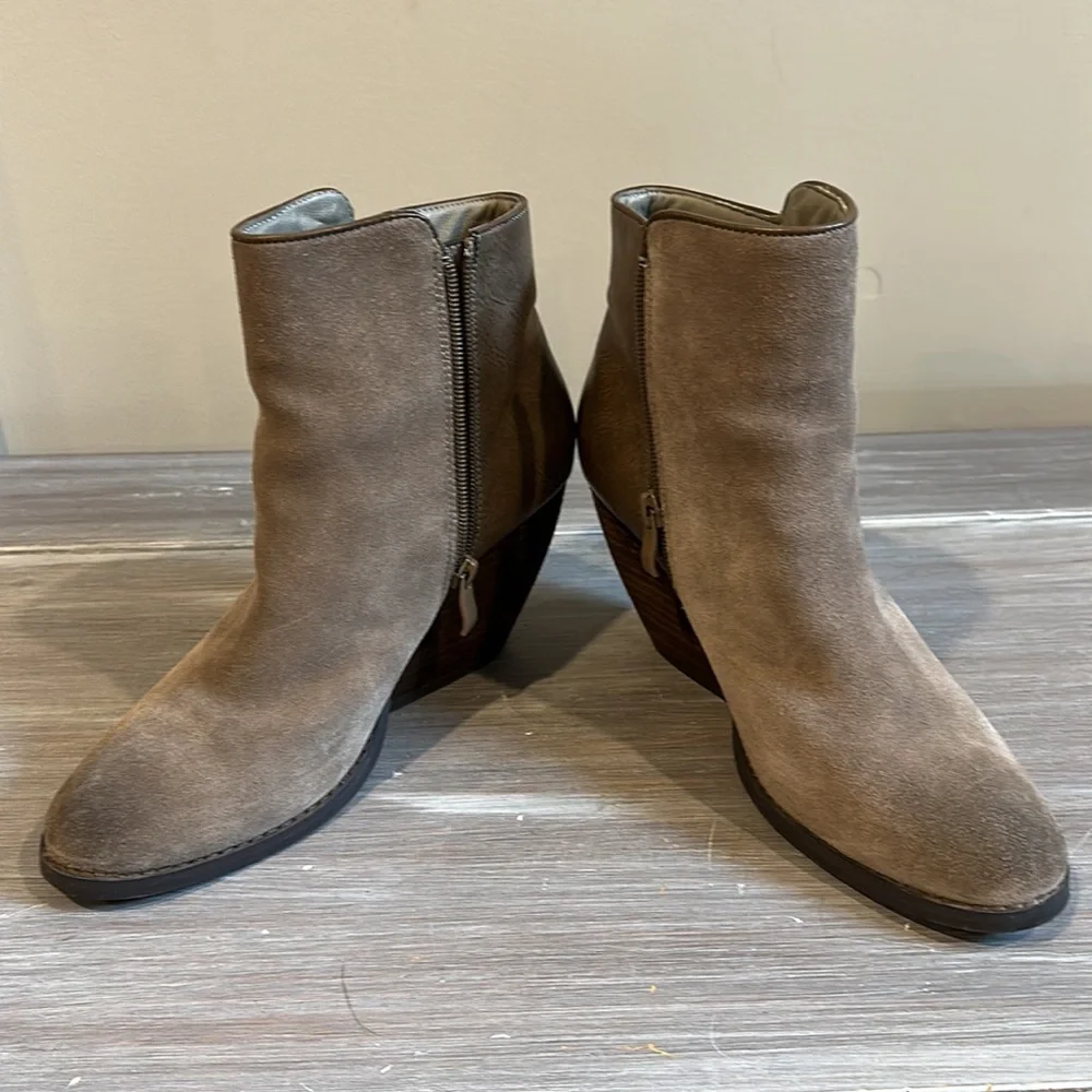 Very Volatile Booties - Picture 7 of 7